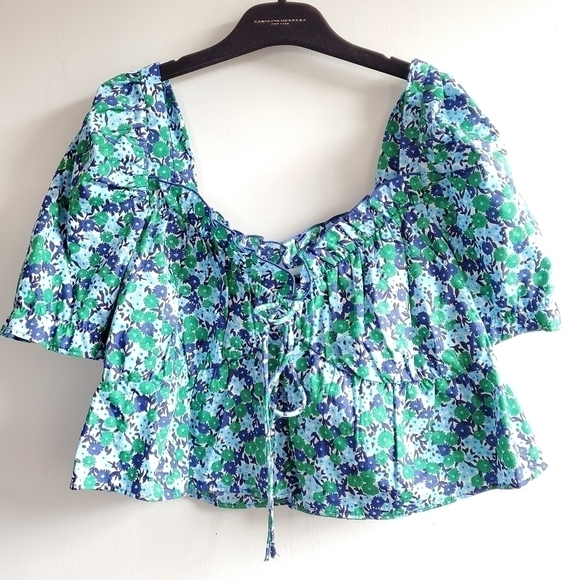 NWT Zara Ditsy Floral Puff Sleeve Cropped Blouse Top Size Medium - Picture 7 of 13